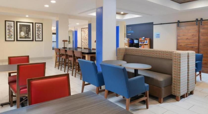 Holiday Inn Express Camden Hotel By Ihg Kültér fotó